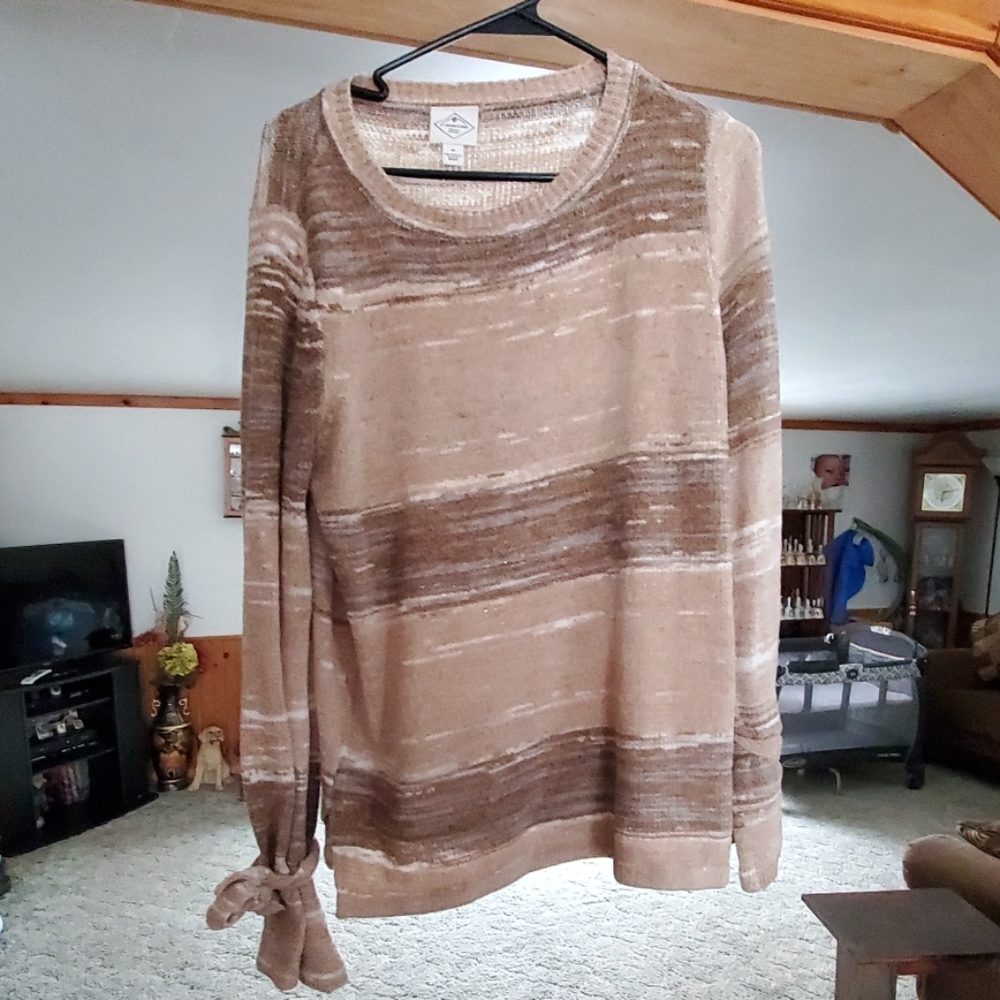 Brown sweater